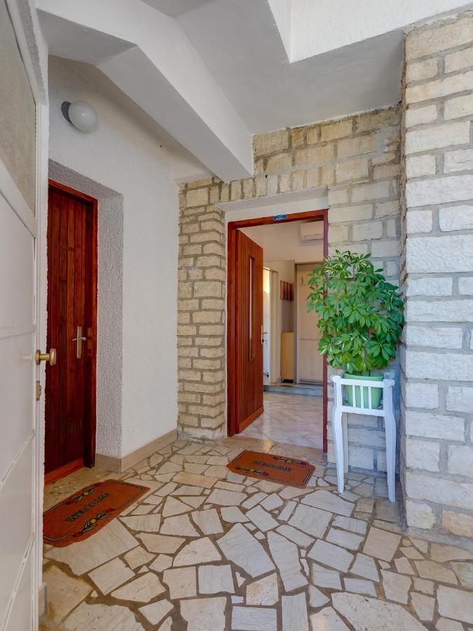 Appartement Tasha à Poreč Extérieur photo