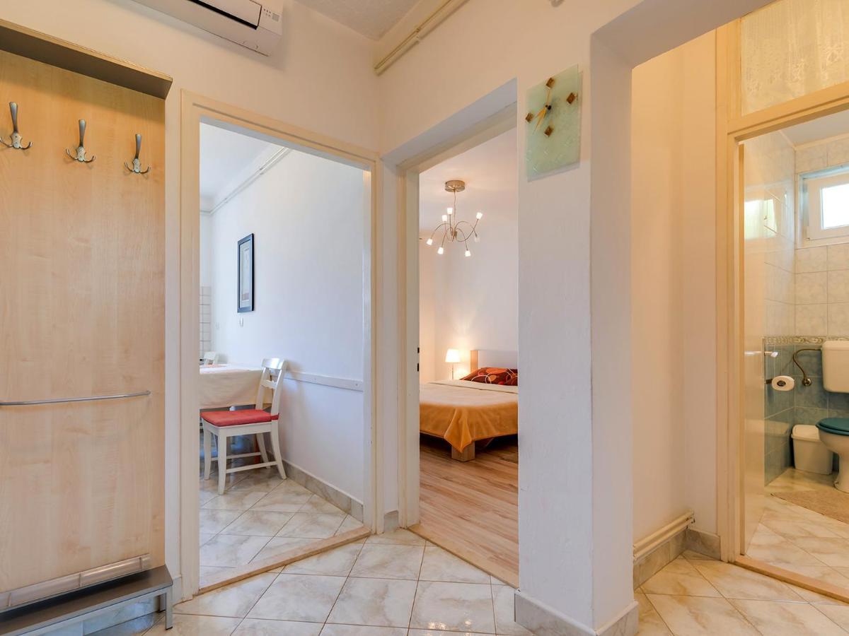Appartement Tasha à Poreč Extérieur photo